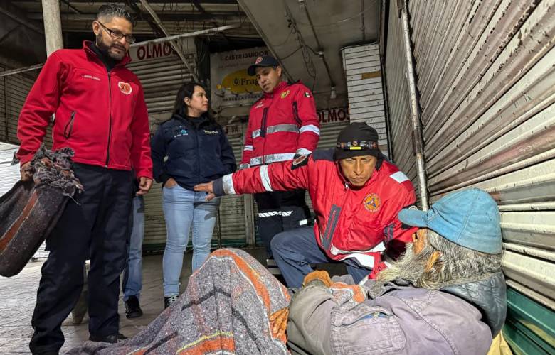 Habilitan DIF Toluca y Protección Civil refugio temporal ante las bajas temperaturas