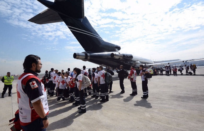 Personal de cruz roja estado de méxico viaja a oaxaca en apoyo de damnificados por sismos