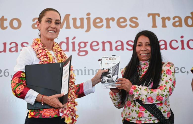 Presenta Claudia Sheinbaum Cartilla de Derechos de las Mujeres en lenguas indígenas