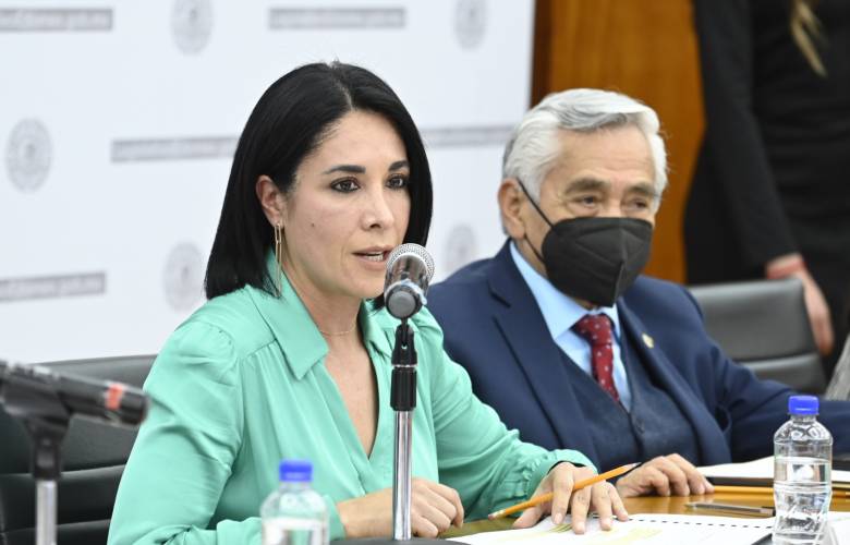 Municipios contarán con direcciones de atención a la mujer