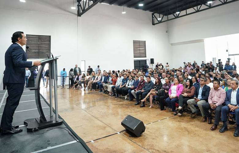 Refrenda Enrique Vargas apoyo a periodistas y defensores de derechos humanos en el EdoMéx