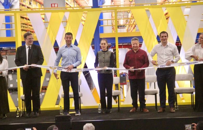 Inaugura Sheinbaum centro robótico de Mercado Libre con inversión superior a 600 millones de dólares