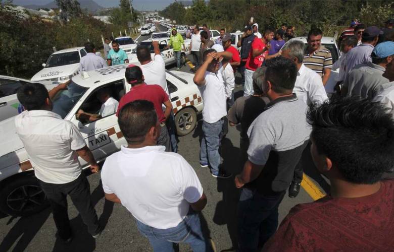 Anuncian comerciantes y transportistas bloqueos de carreteras y avenidas del Edomex