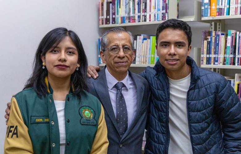 Geraldine y Óscar llevan su talento matemático de la UAEMéx hasta Singapur