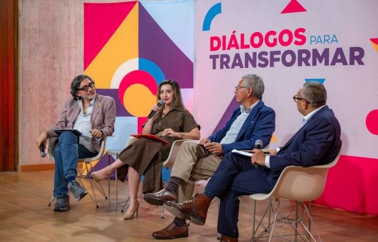 Analizan UAEMéx y especialistas impacto de plataformas digitales en las juventudes