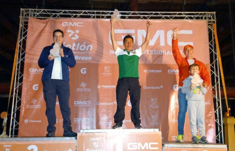 Clasifica entrenador de la UAEMéx al Mundial de Triatlón 2027 en Alemania