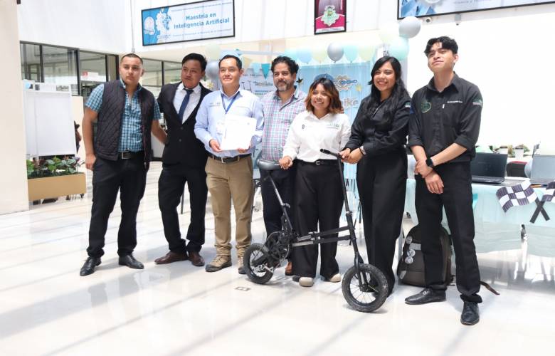 Obtienen estudiantes mexiquenses patente por bicicleta plegable que se transforma en carrito de carga