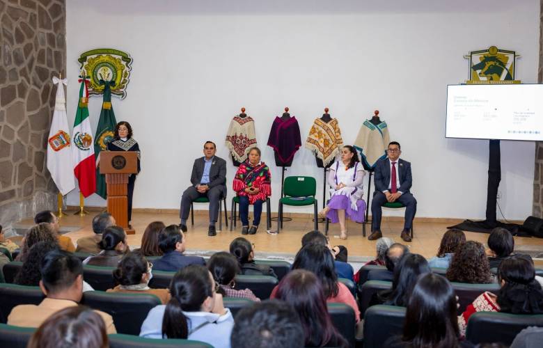 Presenta rectora de la UAEMéx investigación para mejorar la salud de mujeres rurales mediante estufas de leña