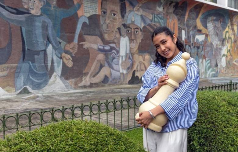 Convierte estudiante de la UAEMéx su pasión por el taekwondo en labor social