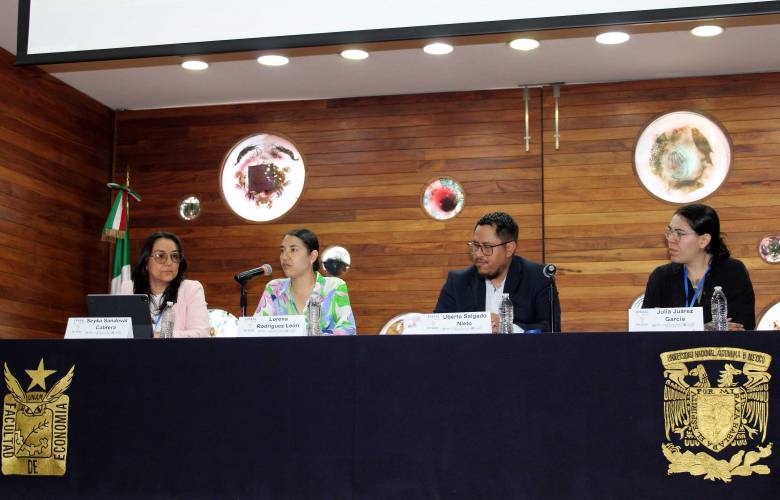 Las cadenas globales de valor no son estructuras neutrales , asegura Lorena Rodríguez León 