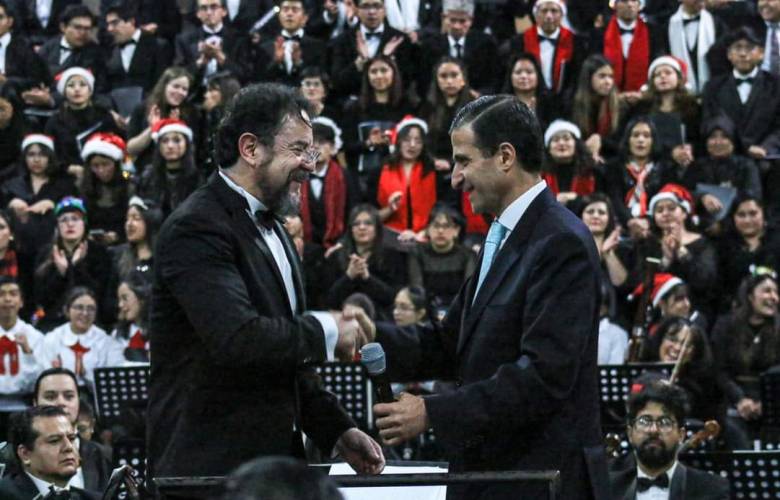 Se estremece la catedral de Toluca con el impresionante XX concierto navideño de la OFiT