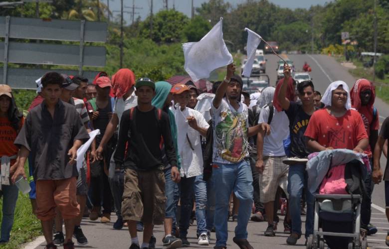 Caravana de más de tres mil migrantes sale de tapachula rumbo a tijuana