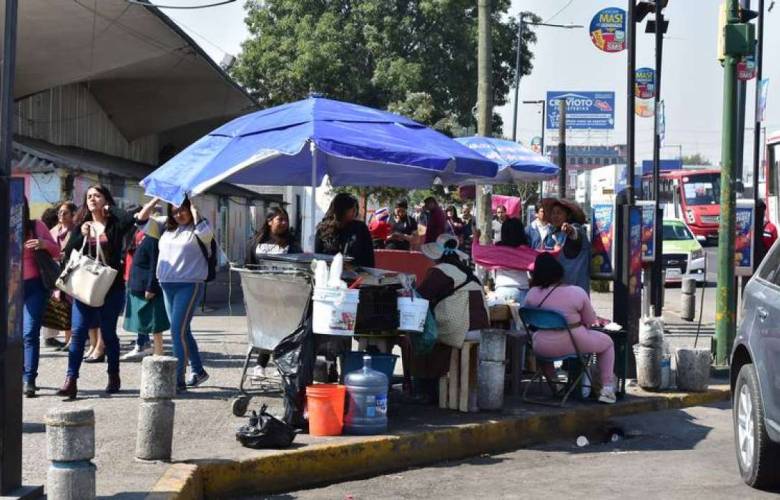 Abrirán negociación con ambulantes de Toluca para regular su actividad