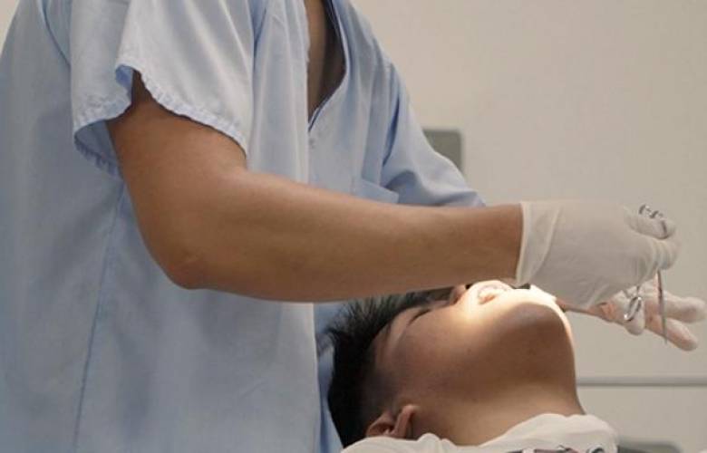Especialistas corrigen asimetría facial y problemas respiratorios con cirugía de alta precisión