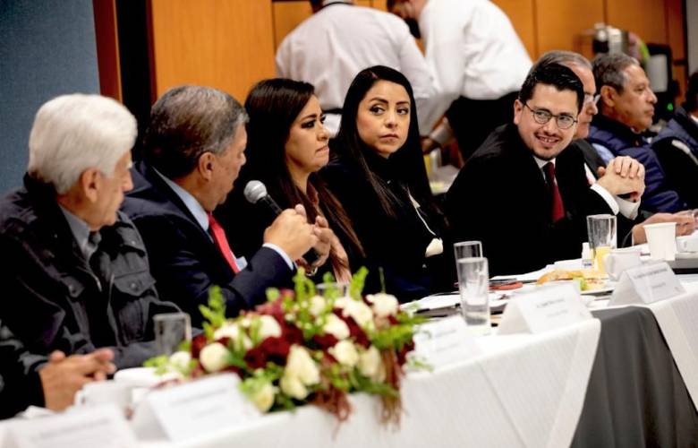 Exigen empresarios crecimiento sostenible de vivienda y certeza jurídica 