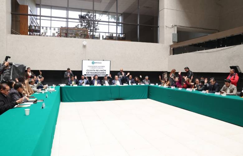 Comisión de Hacienda aprobó dictámenes que modifican las características de las monedas de diez y veinte pesos