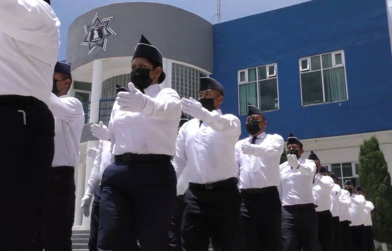 ¡Histórico! 62 mujeres buscan ser policías en Toluca