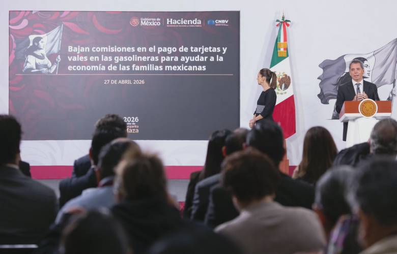 Reduce Gobierno de México comisiones en pagos de gasolina y diésel para impulsar la economía familiar