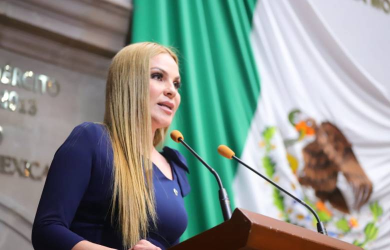 Proponen garantizar paridad de género en elección de autoridades auxiliares 