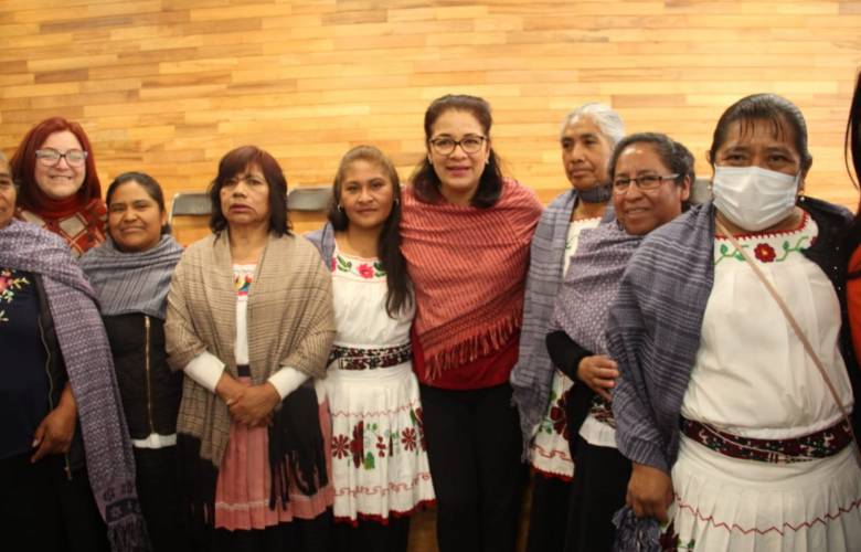 Se unen 110 nuevas embajadoras a la Red Naranja de Toluca