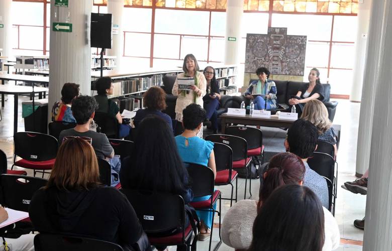 Narran historias en la Bibilioteca Central de la UNAM con Libros Vivientes 