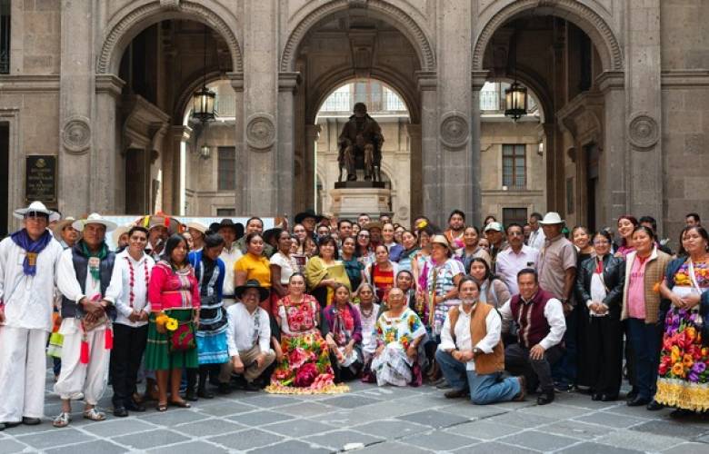 Amplía Sheinbaum consulta para elaborar la Ley General de Derechos de Pueblos Indígenas y Afromexicanos