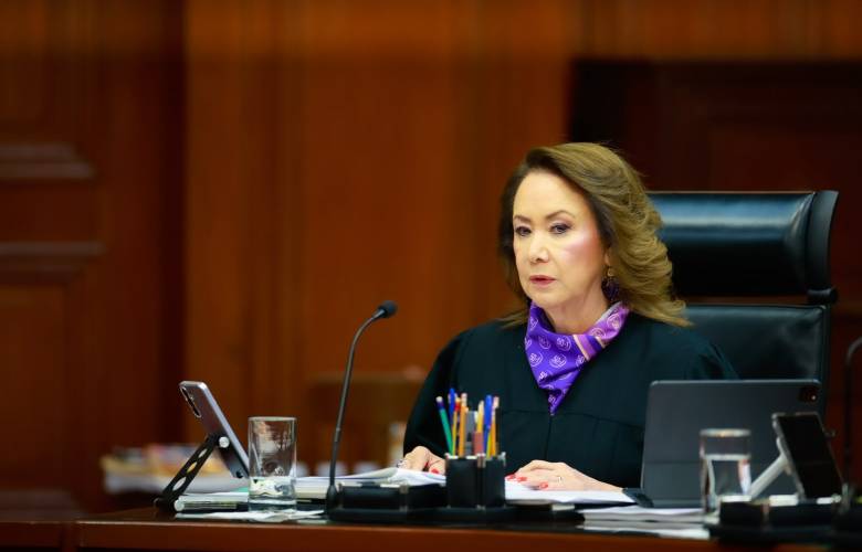 Pide Yasmín Esquivel respetar la autonomía universitaria en la regulación de alimentos