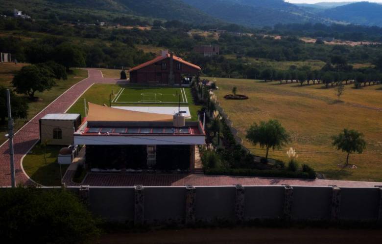 Gobernadores de Guanajuato transformaron parcelas ejidales en ranchos fastuosos