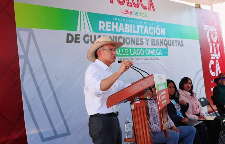 Inaugura presidente municipal de Toluca rehabilitación de la calle lago omega y demuestra visión humanista en obras públicas 