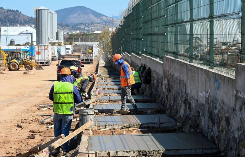 Supervisa Gobierno del EdoMéx rehabilitación de tres vialidades en Atlacomulco