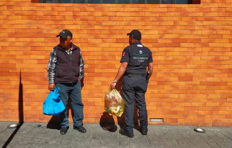 Remiten a 141 personas ante el juez cívico por tirar basura en Toluca
