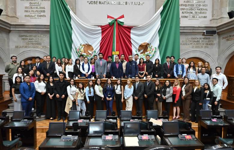 Impulsan simulador legislativo para acercar el Congreso a estudiantes universitarios