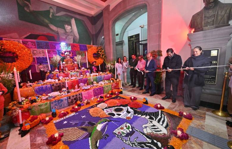 Inaugura Congreso mexiquense ofrenda tradicional y exposición de ‘Cráneos Monumentales 2026’