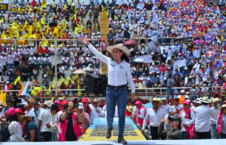 Expone Alejandra del Moral apoyos y acciones en favor de los migrantes mexiquenses 