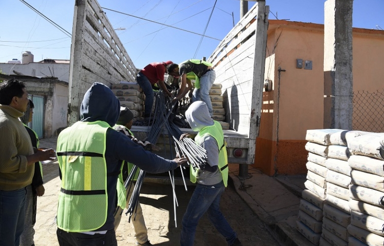 Inicia entrega de apoyos a damnificados por sismo en joquicingo