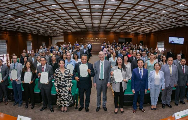 UAEMéx fortalece estabilidad laboral de sus docentes a través de definitividades