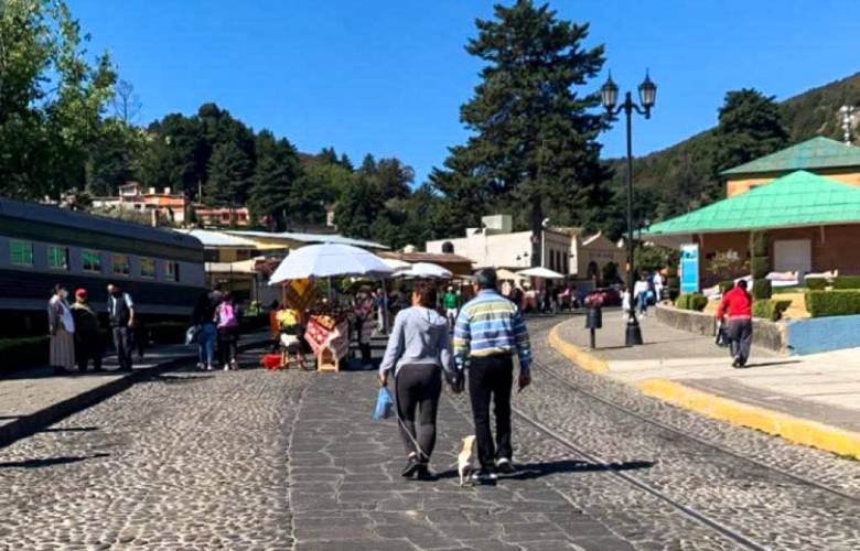 Lamentan comerciantes y empresarios de El Oro, caida del turismo