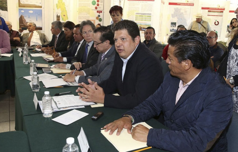 Propone david lópez acciones inmediatas para mejorar las condiciones de la cuenca del río lerma