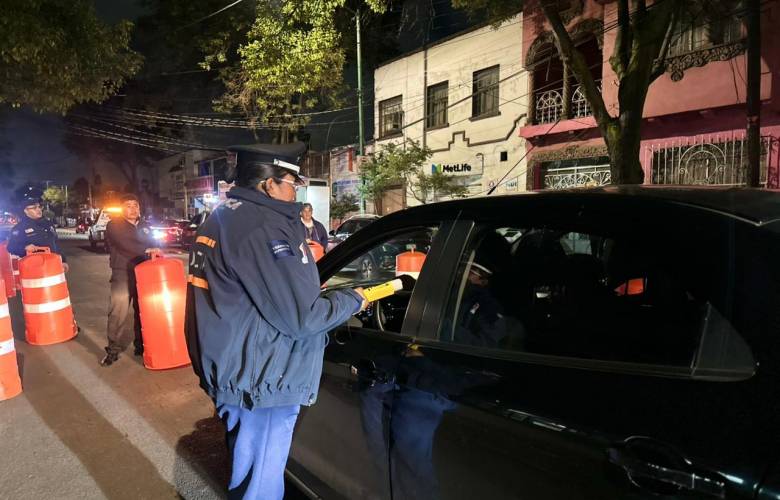 Salen 26 conductores con alcohol en pruebas, se les impide seguir manejando el vehículo para prevenir accidentes en Toluca