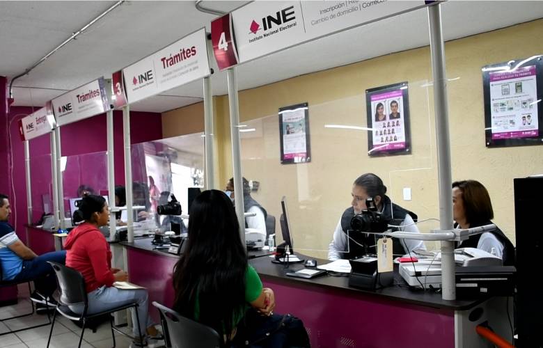 INE hace llamado a la ciudadanía para recoger credenciales en trámite 