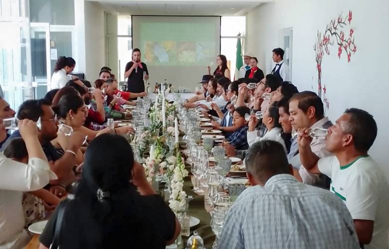 Gradua la UAEMex a la Primera Generación del Diplomado Superior en Mezcales