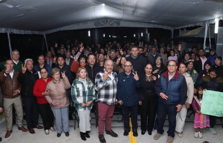 Entrega Zinacantepec la pavimentación de la calle Virreyes en Barbabosa