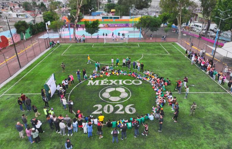 Recuperan Deportivo Río de Luz tras 40 años de abandono en Ecatepec
