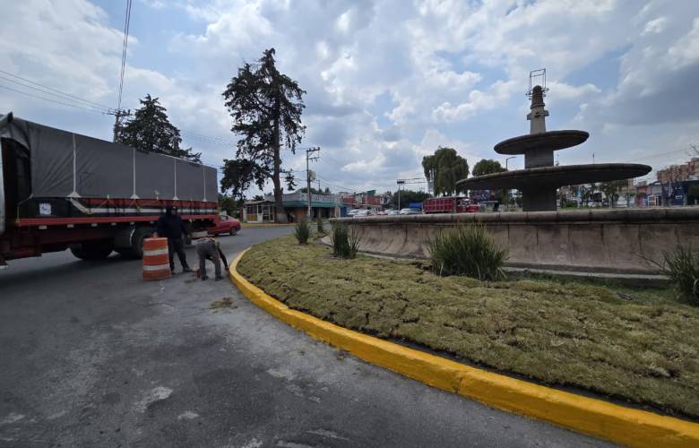 Concluye Toluca reparación de socavón en la glorieta de Calzada del Pacífico