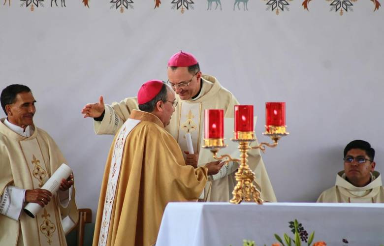 Aclara Diócesis de Atlacomulco que sacramentos de asociación religiosa no tienen validez canónica