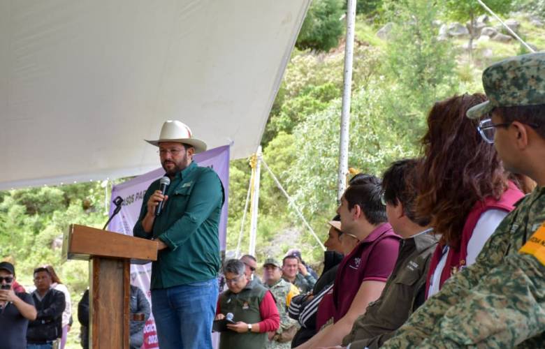 Inicia Almoloya de Juárez campaña estatal de reforestación con la siembra de miles de árboles