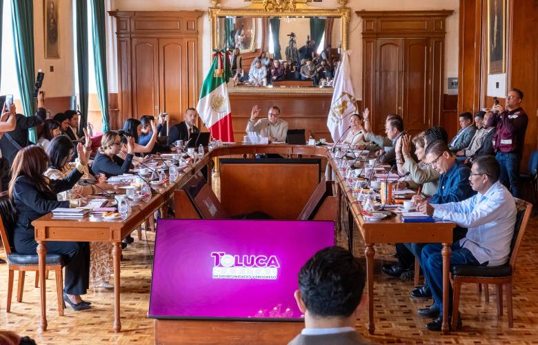 Reduce Toluca uso de pirotecnia en fiestas patronales para reforzar la seguridad