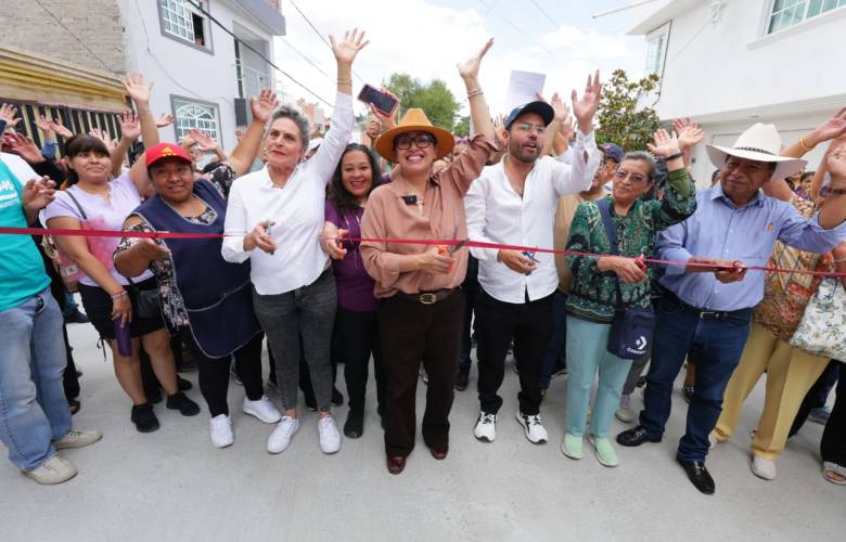 Repavimenta Ecatepec avenida Verdines tras 40 años de deterioro