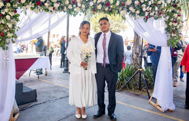 Invita DIF Toluca a parejas a formalizar su unión en las bodas comunitarias