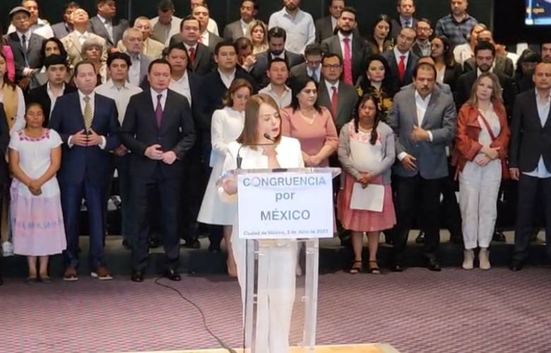 Renuncian al PRI senadores Osorio, Avila, Ruiz Masseiu y Mayorga